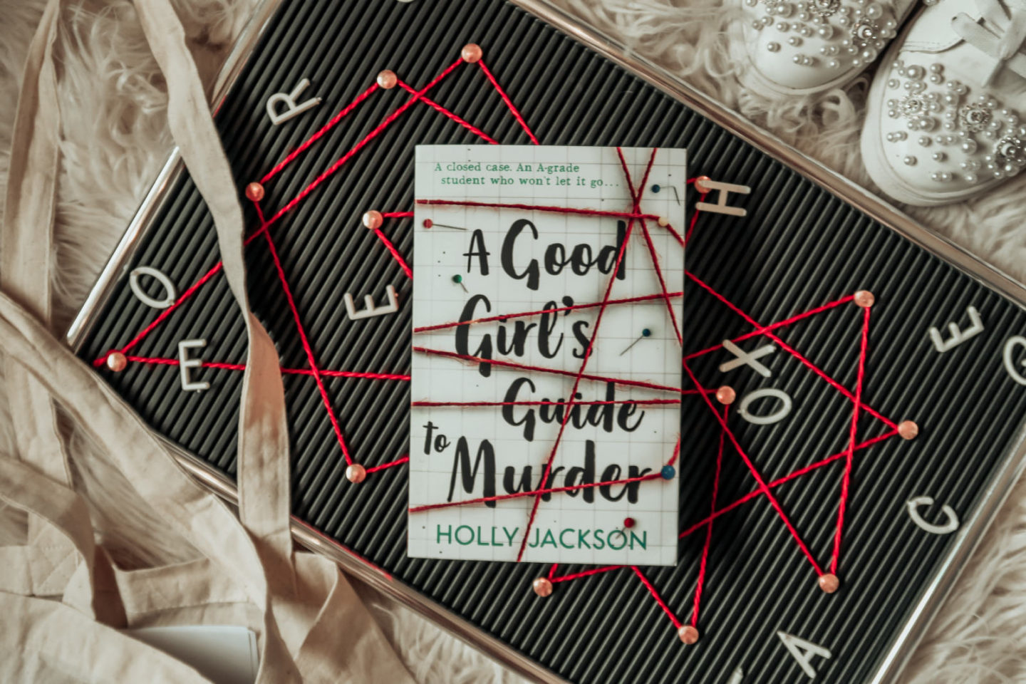 A Good Girl's Guide to Murder by Jackson, Holly