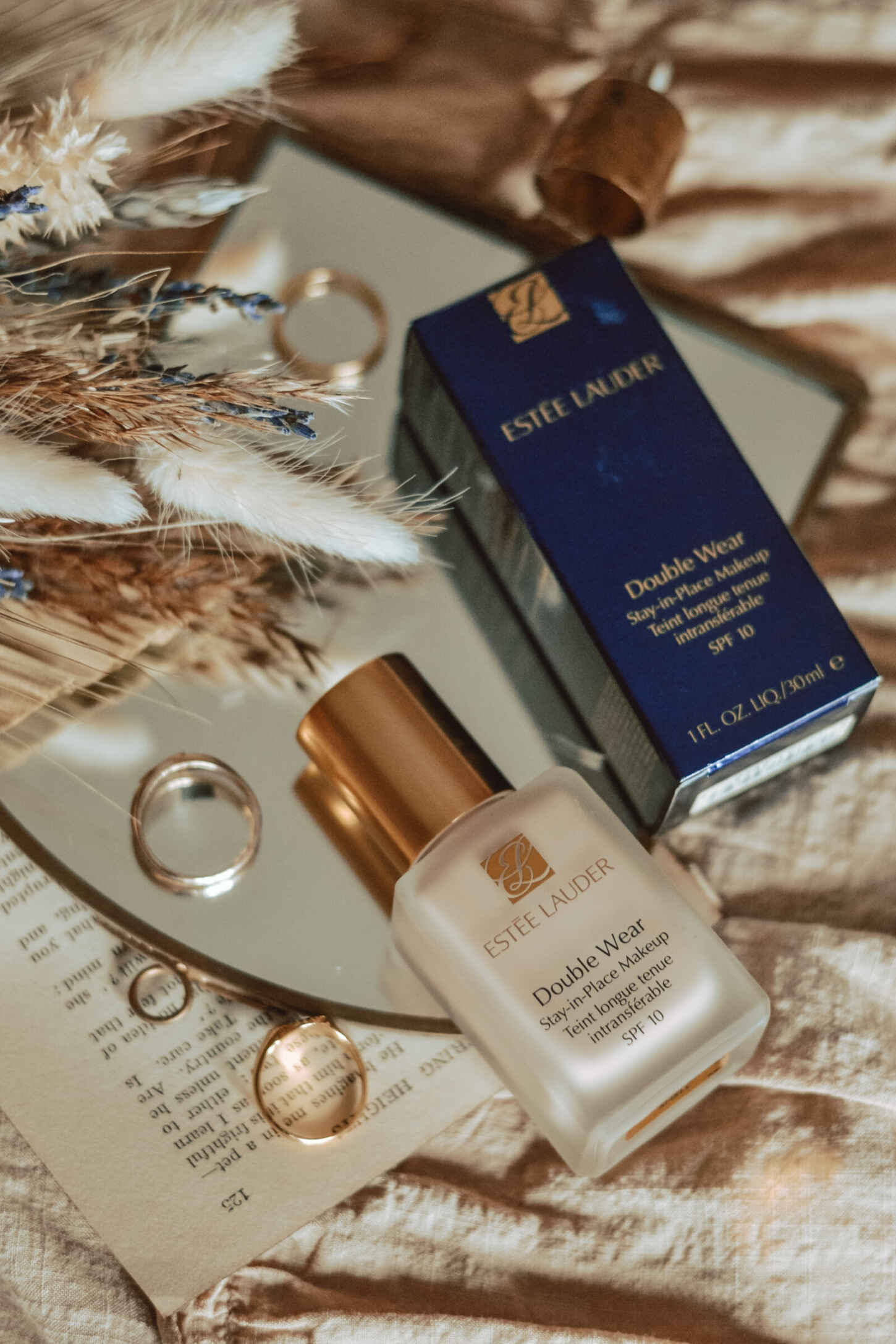 6 Reasons Why We Love Estée Lauder Double Wear Foundation - Beauty