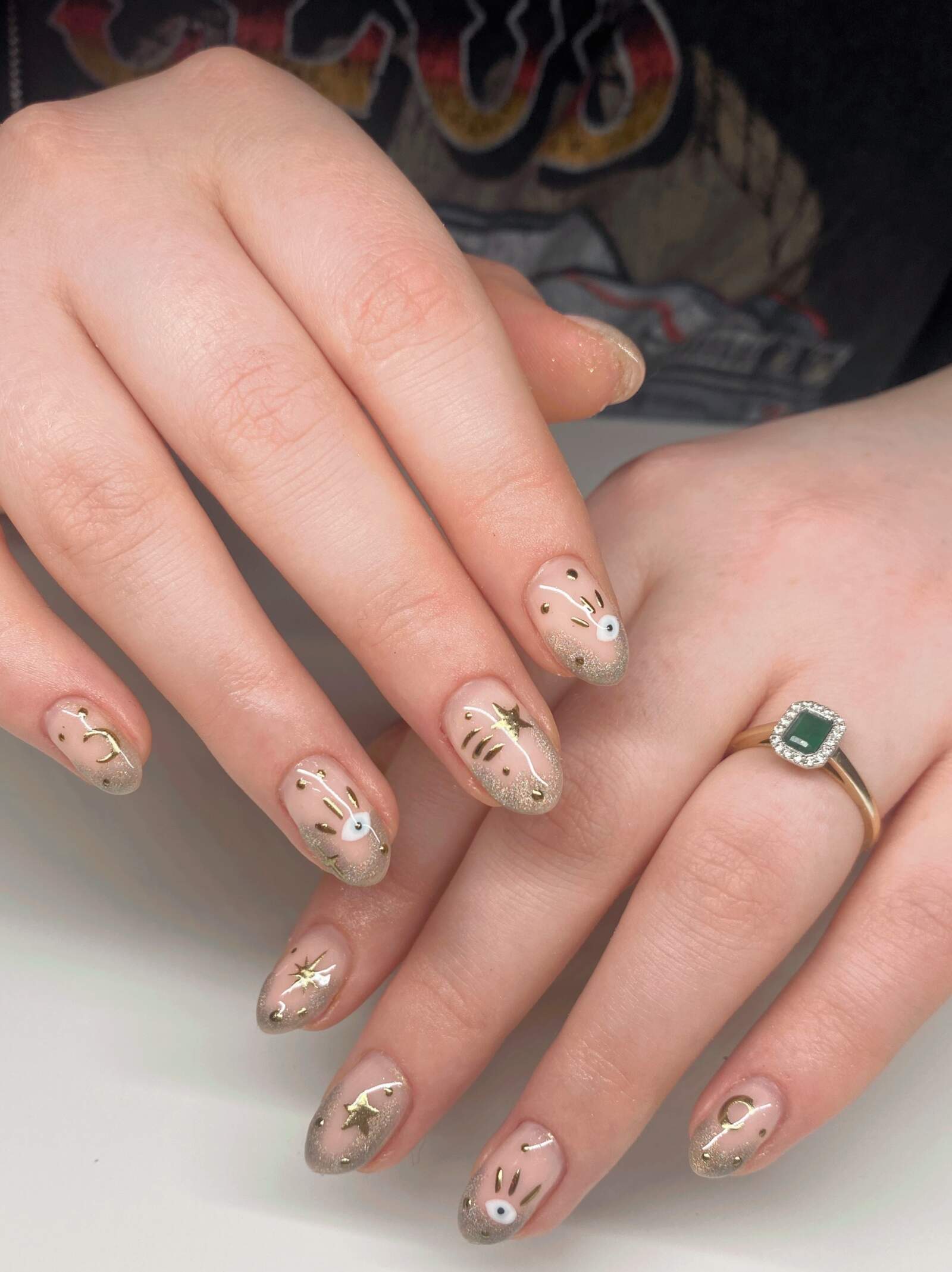 8 Christmas Nail Art Designs To Get You In The Festive Spirit | Tatler Asia